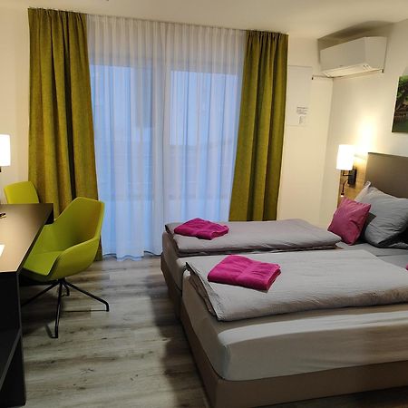 Hotel Gaestehaus Stock Zimmer Wasserfall Friedrichshafen Luaran gambar